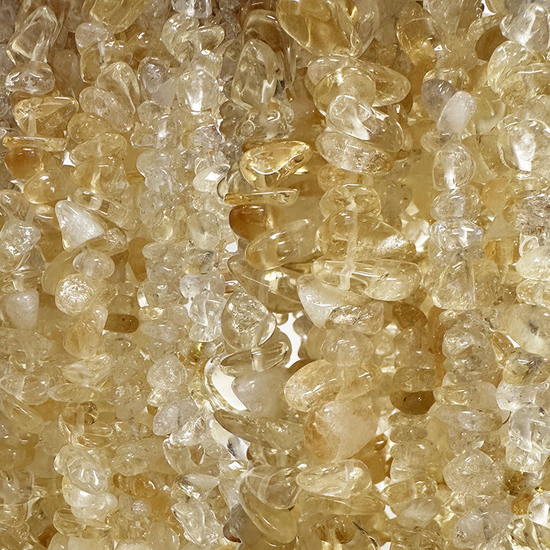 Citrine (quartz), bracelet de 17 à 21cm, collier de 42cm et sautoir de 85cm. Perles de type 'baroque/ chips' de formes naturelles montées sur fil élastique ou fil d'acier de haute résistance !