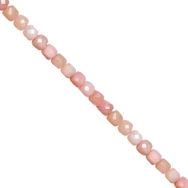 Opale rose, perles carrées de 2x2 mm. Vendu en fil de perles de 40 cm, en bracelet de 17 à 21 cm, ou en collier de 45 cm !