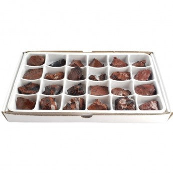 Vente au carton/flat complet de 24 pièces de 3/4 x 3/4 cm environ. Parfait pour lithothérapie, bijouterie, collection ou exposition !