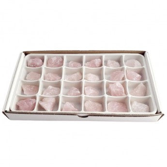Vente au carton/flat complet de 24 pièces de 3/4 x 3/4 cm environ. Parfait pour lithothérapie, bijouterie, collection ou exposition !