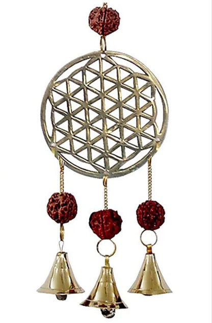 Carillon avec Fleur de vie en laiton avec 3 clochettes ! 27 cm - 80 gr. - Simple, élégant et efficasse !
