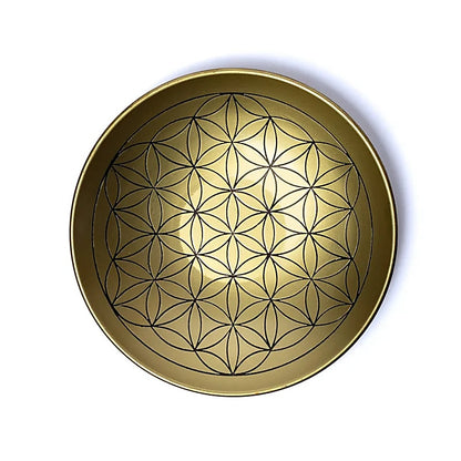 Assiette décorative avec le symbole de fleur de vie gravé, en laiton ou cuivre. Ø 15cm x 2,8 - 120 gr. Très belle qualité, inaltérable, parfait !