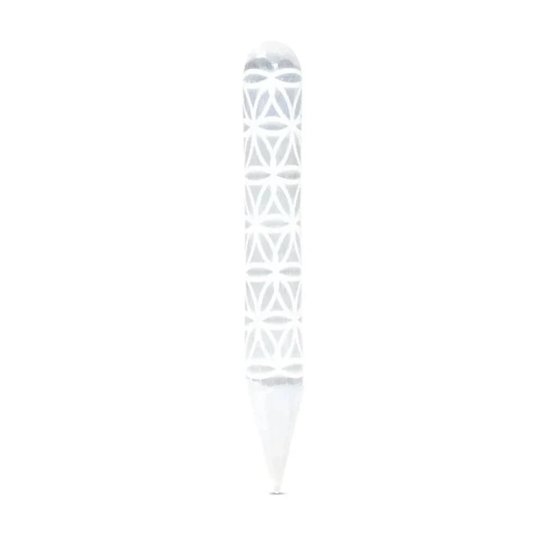 Baguette de massage en Sélénite avec gravure de la Fleur de vie – 15,2 x 2 cm - 100 gr.