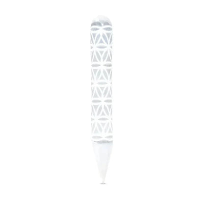 Baguette de massage en Sélénite avec gravure de la Fleur de vie – 15,2 x 2 cm - 100 gr.