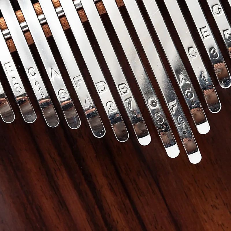 Kalimba Hluru 21 notes en palissandre des Indes orientales, au timbre doux et délicat, offrant un son riche et durable !