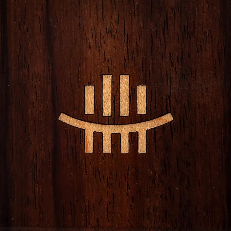 Kalimba Hluru 21 notes en palissandre des Indes orientales, au timbre doux et délicat, offrant un son riche et durable !