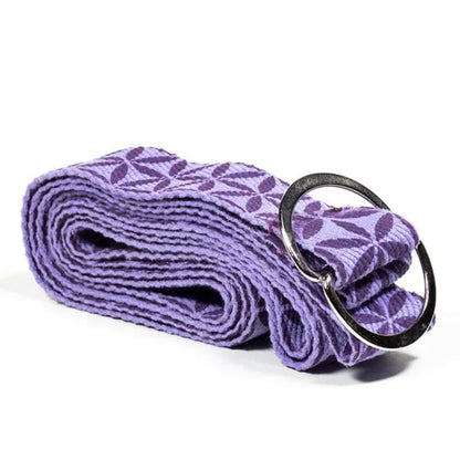 Sélection de ceinture de maintien de yoga fabriqué en coton biologique robuste avec une fermeture à anneau en D qui rend la ceinture facile à ajuster. Taille 184x4 centimètres - Poids 85 grammes
