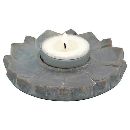 Joli bougeoir ou brûle encens en forme de lotus, fait en pierre dîtes 'ollaire'. 10x1 cm - ± 200 gr. - Vente à l'unité ou par 2 !