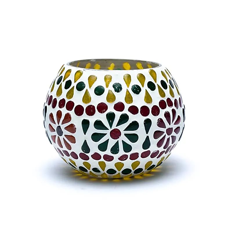Bougeoir en mosaique de verres, avec motifs de fleurs. Taille 7 cm - ± 295 gr. - Vente à l'unité ou par 2 !
