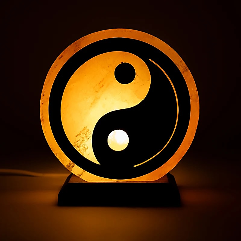 Lampe en sel, modèle Yin-Yang de 22 cm - 5,5 kg - Cette lampe allie beauté et énergie !