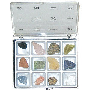 Coffret 'découverte', parfait pour commencer une collection de minéralogie ! Pierres de belles qualités !