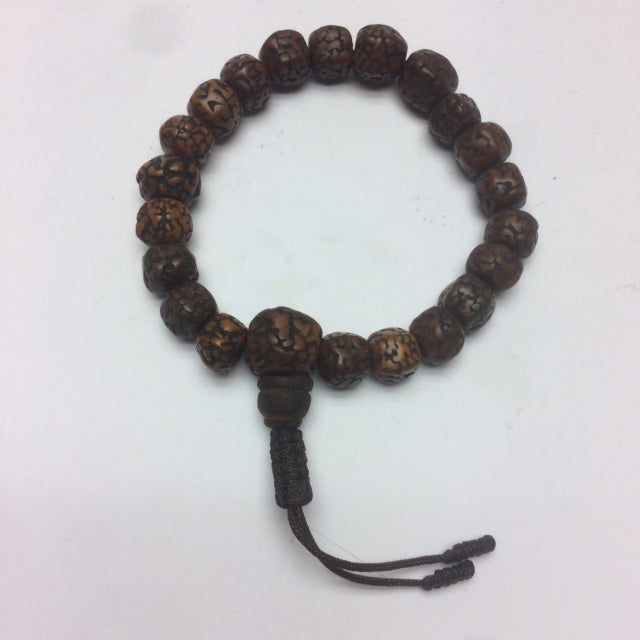 Bracelet, collection en graines ou bois, élastique avec fermeture coulissante. Belle qualité, parfait !