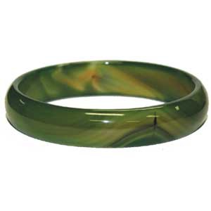 Bracelet de type 'Jonc', en agate verte. Diamètre environ 55 mm, superbe pièce !