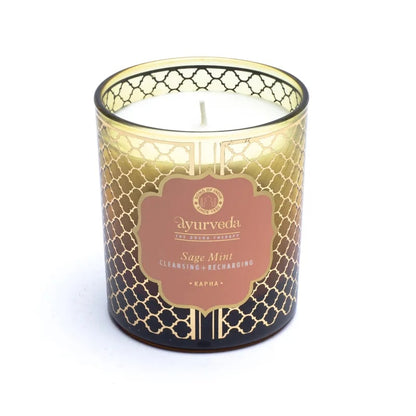 Bougie ayurvédique au beurre de coco et cire de soja de haute qualité, parfumée avec les meilleures huiles essentielles. 8x7x7cm - 355 gr. - ±55H de combustion. Moins de fumée et de suie grâce à la mèche en coton !