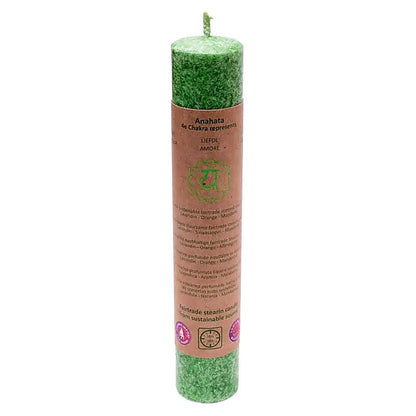 Bougies coniques parfumées en stéarine 100% végétale. Vendu par 7 ou à l'unité - 20x3.7 centimètres - Durée de combustion : 12-14 heures . Parfumés aux huiles essentielles !