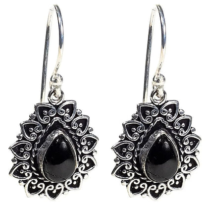 Boucles d'oreilles en tourmaline noire, qualité A à AA. Vendu en finition Argent, laiton ton Argent, parfait !