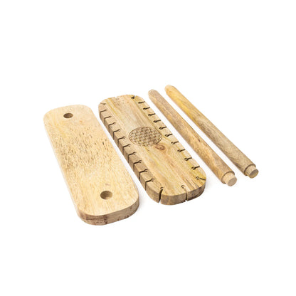 Présentoir/ Support à pendules en bois de manguier avec motif de la Fleur de Vie - 30 x 34 x 9,5 cm – 855 gr.