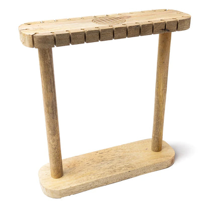 Présentoir/ Support à pendules en bois de manguier avec motif de la Fleur de Vie - 30 x 34 x 9,5 cm – 855 gr.
