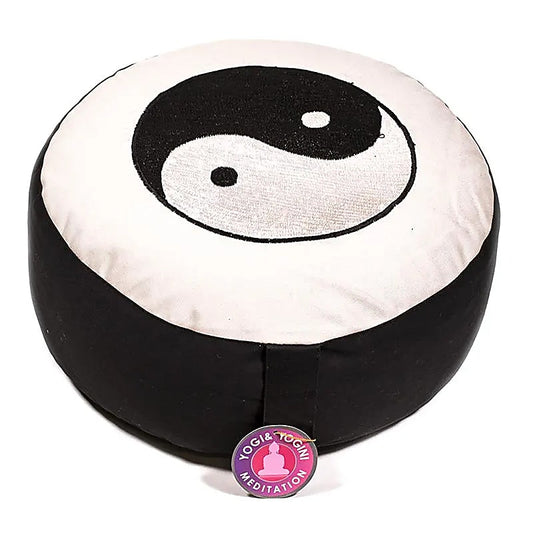 Coussin de Méditation ou de Yoga avec motif du Ying-yang. Taille 33 centimètres de diamètre x 13 centimètres de hauteur. 2300 grammes. De chez Yogi & Yogini, fait en Inde !