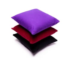 Sélection de 3 mini-coussins de Yoga ou Méditation en coton avec le motif du Lotus, de 28 x 28 centimètres de longueur x 9 d'épaisseur - 0,740 kilogrammes. Housse extérieure en coton ! La housse intérieure est remplis de graines de Sarrasin !