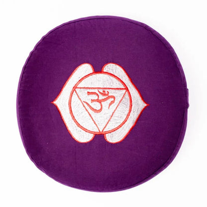 Sélection de coussins de Méditation ou de Yoga aux couleurs des 7 chakras, en coton biologique (OCS). 33 centimètres de diamètre x 13 centimètres de hauteur - 2300 grammes. De chez Yogi & Yogini, fait en Inde ! Coussion vendu seul ou en set de 7 !