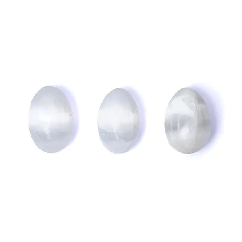 Oeuf en selenite - 2 tailles au choix : 50/60 ou 60/70 mm