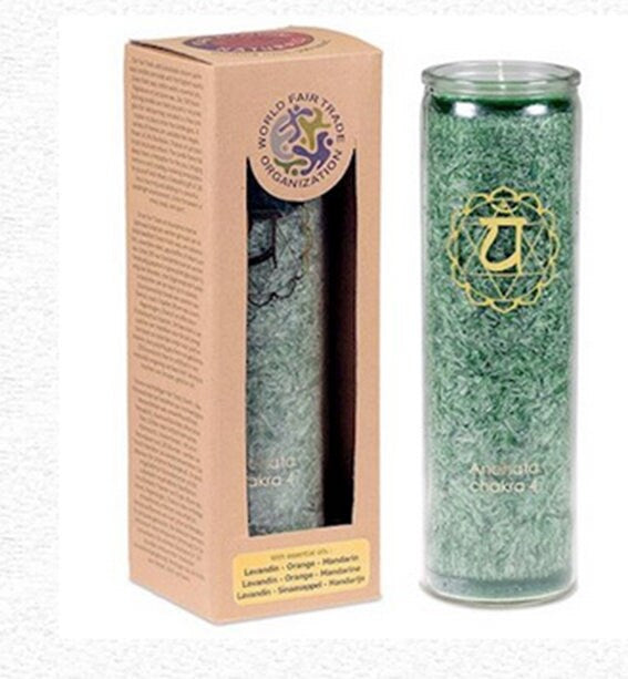 Bougies d'une durée de 100 Heures à la stéarine, 21 cm x 6,5. Couleurs au choix : Blanche, noire ou 7 chakras. Vendu à l'unité ou par 7. Trés bonne qualité, parfait !