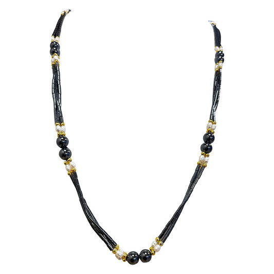 Hématite et perles biwa de 4 à 8 millimètres en collier de 70 cm - 3 finitions au choix pour le fermoir (Argent, laiton doré ou argenté) !