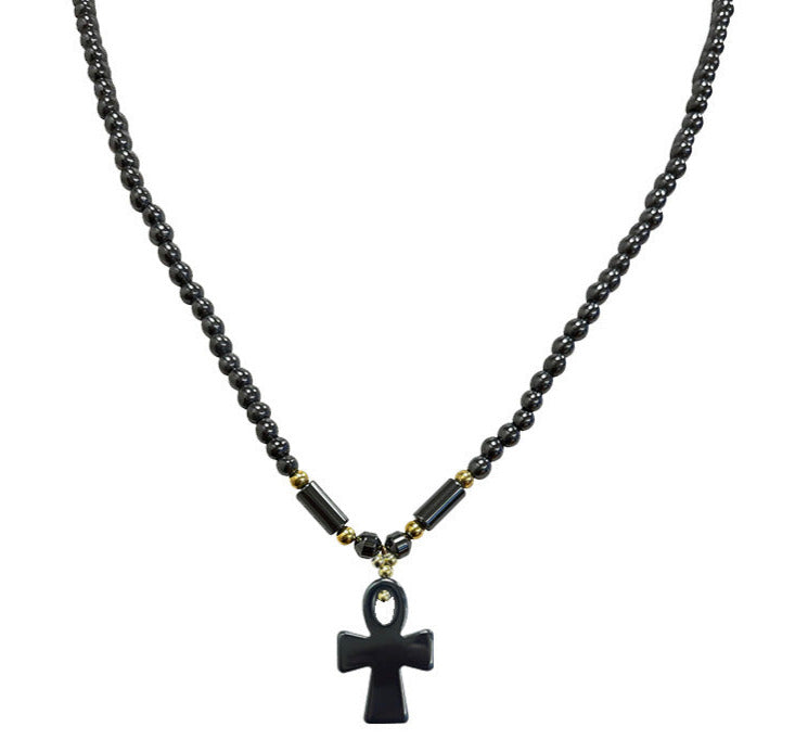 Hématite, collier avec pendentif en forme de 'Croix chrétienne' avec perles rondes de 6 mm. 47 cm. 3 finitions au choix pour le fermoir Argent, laiton doré, argenté !