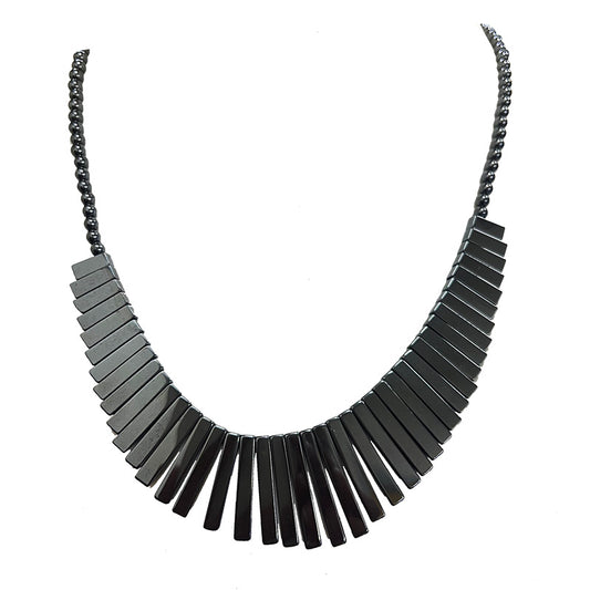 Hématite, collier 'Cléopâtre' en perles rondes de 6 mm avec panoramique de barrettes de 2 à 3 cm. 45 cm - 3 finitions au choix pour le fermoir Argent, laiton doré ou argenté !