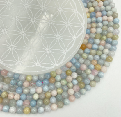 Béryl (Aigue-marine • Morganite • Émeraude) – Perles rondes 6 ou 8 mm • Fil de 38/39 cm • Bracelet 17 à 21 cm • Collier 45 cm • Sautoir 60 cm. Qualité AA à AAA – Superbes perles d’une grande pureté !