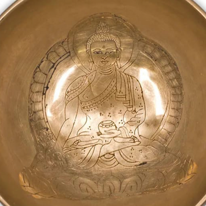 Bol avec gravure du Bouddha de la Médecine, 13 cm - ±550 gr. Vendu avec maillet adapté, magnifique pièce !