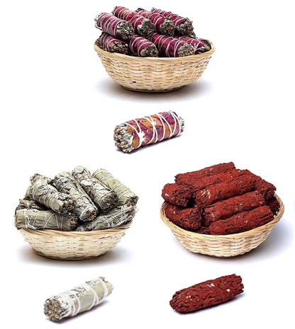 Sélection de sauge blanche vendu en smudge (bouquet) de 25/ 30 gr. ou en pack de 24 smudges. 3 parfums au choix : 100% naturel - Sang de dragon - Rose. Parfait !