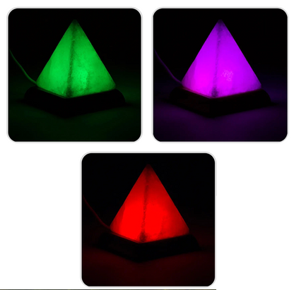 Lampe en sel à prise USB - 4 couleurs changeantes - En forme de pyramide sur socle en bois d'acacia. Provenance : Inde. 9 cm - 400 gr.