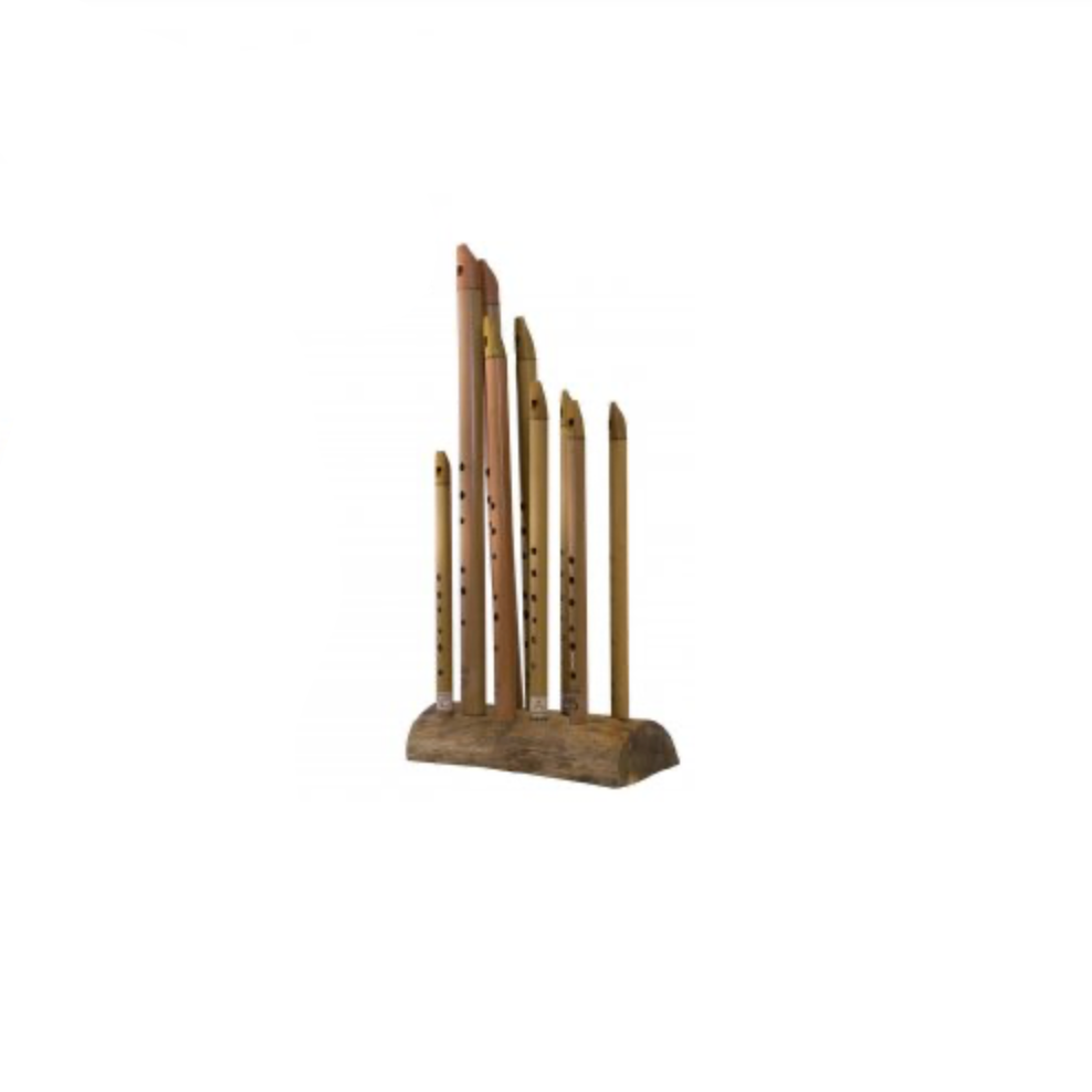Support en bois pour une ou plusieurs flûtes, convient pour la plupart des pièces. Contactez nous pour des modèles sur mesure !