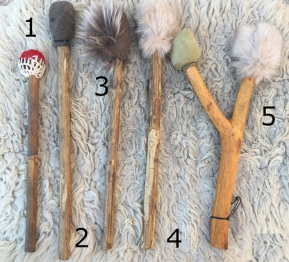 Tambour chamanique façon Sibérie avec motif "Viking" – Ø 58 cm – Vendu avec plumes décoratives, maillet et housse !