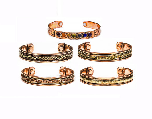 Sélection de bracelets 'Manchette' en cuivre – 5 modèles magnétiques au choix : gravure Fleur de Vie ou 7 Chakras – Fabrication indienne !