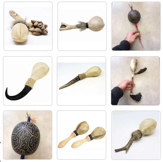Sélection de hochets/ Maracas de 25 à 40cm, en bois et peau de chèvre avec graines  ou cymbales. Parfait pour rituels, collection, concerts !.jpg.webp