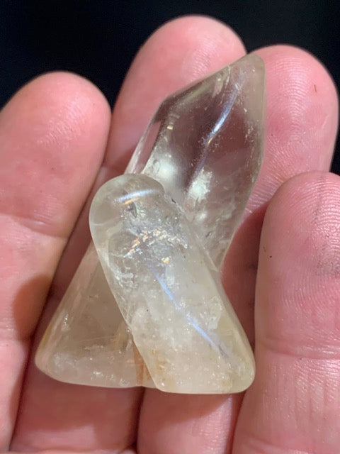 Citrine naturelle - Pointes jumelées polies - 48 x 33 x 25 mm - 37 gr.