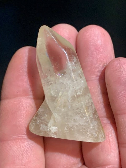 Citrine naturelle - Pointes jumelées polies - 48 x 33 x 25 mm - 37 gr.