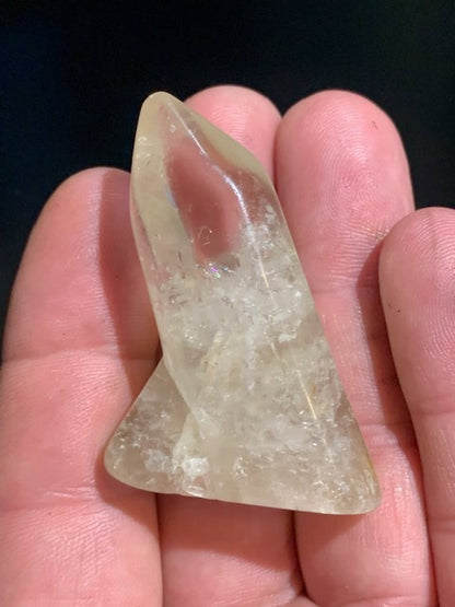 Citrine naturelle - Pointes jumelées polies - 48 x 33 x 25 mm - 37 gr.
