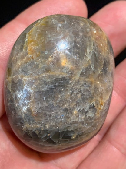 Pierre de lune noire - Galet/ Jumbo - 50 x 41 x 26 mm - 73,3 gr.