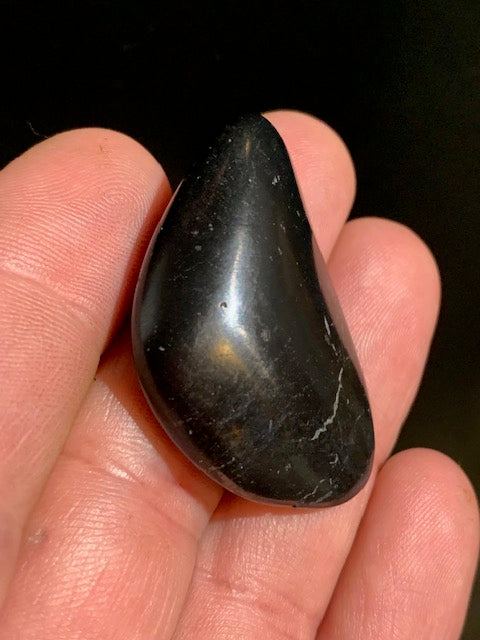 Shungite – Pierre roulée de 40 x 28 x 10 mm - 12 gr