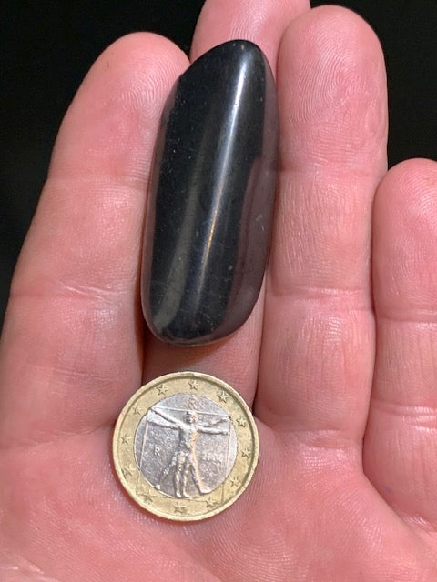 Shungite – Pierre roulée de 48 x 20 x 12 mm - 14,8 gr