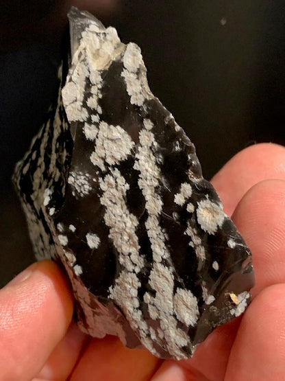 Obsidienne Neige / Flocon de neige - Pièce brute - 107,5 grammes - 67 x 58 x 33 millimètres