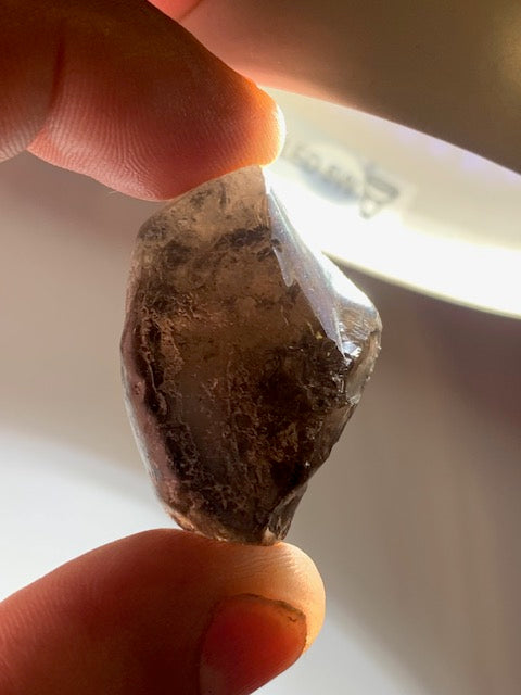 Obsidienne "larme d'Apache" - Pierre roulée - 37 x 25 x 18 mm - 17,1 gr.