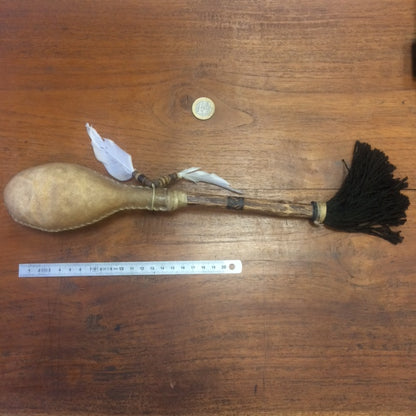 Sélection de hochets chamaniques – Pérou ou Indonésie, plusieurs tailles et sons, parfaits pour rituels, méditation et musique !