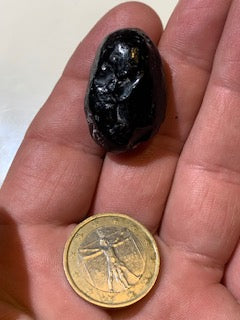 Obsidienne "larme d'Apache" - Pierre roulée - 31 x 21 x 16 mm - 12 gr.