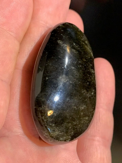 Obsidienne dorée - Galet/ Pierre plate - 52 x 37 x 19 mm - 43,1 gr.