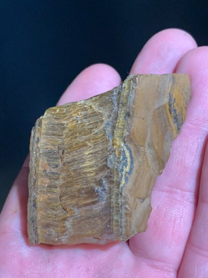 Oeil de tigre, spécimen brut et naturel - 60 x 43 x 25 mm - 88,5 gr.